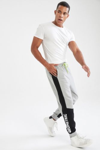 Regular Fit Baskılı Jogger Eşofman Altı