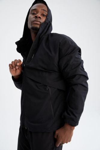 Regular Fit Kapüşonlu Polar Astarlı Mont