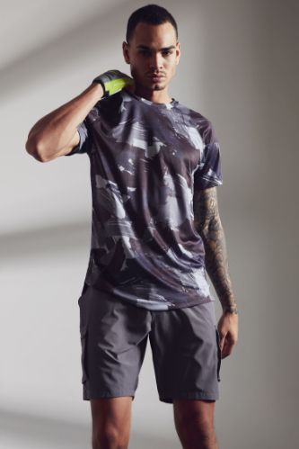 Slim Fit Bisiklet Yaka Desenli Teknik Kumaşlı Spor Tişört