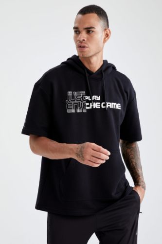 Oversize Fit Kapüşonlu Slogan Baskılı Kısa Kollu Sweatshirt
