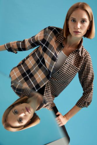 Retro Ekoseli Relax Fit Cep Detaylı Flanel Gömlek