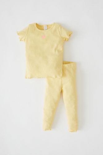 Kız Bebek Kalp Baskılı Fitilli Esnek Dokulu Kısa Kollu Pijama Takımı