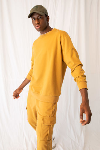 Oversize Fit Basic Sweatshirt mit Rundhalsausschnitt