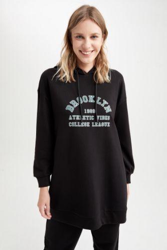 Oversize Fit Kapüşonlu Baskılı Sweatshirt Tunik