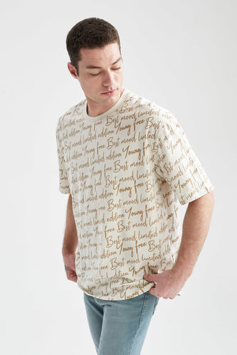 Oversize Fit T-Shirt mit Print