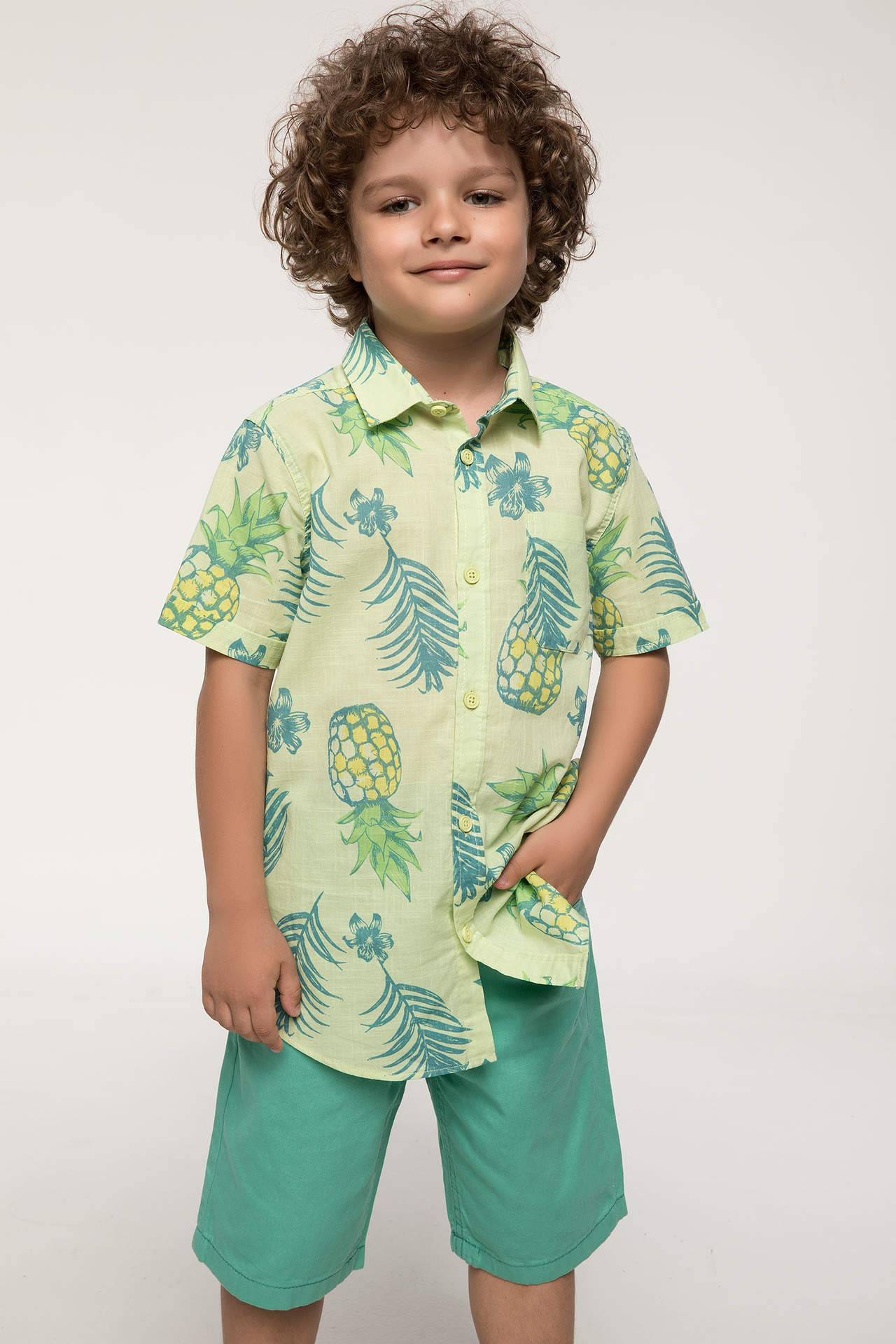 DeFacto Erkek Çocuk Ananas Baskılı Kısa Kollu Gömlek Yeşil male
