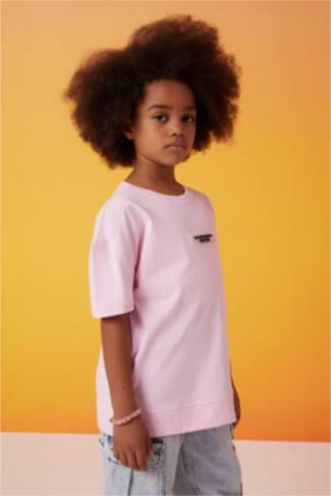 Kız Çocuk Oversize Fit Kısa Kollu Tişört