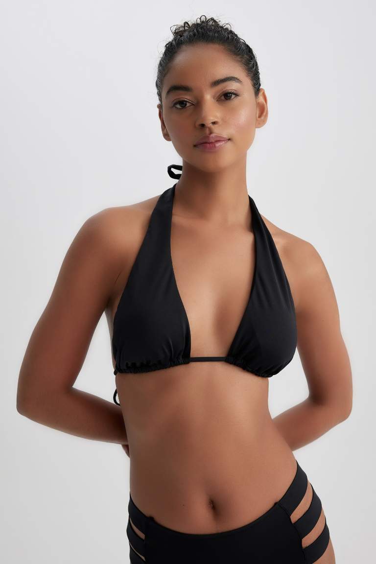 Black Women Regular Fit Bikini Top Defacto