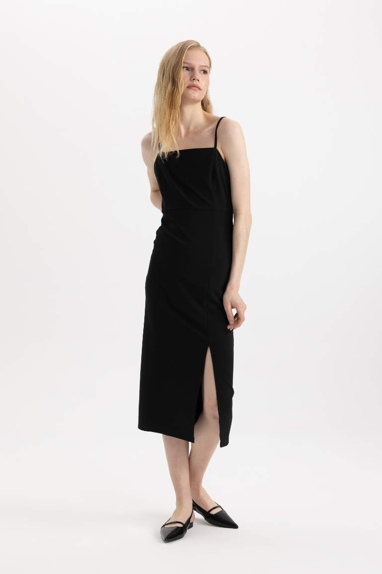 Black Woman Straight Fit Square Neckline Sleeveless Midi Short Sleeve