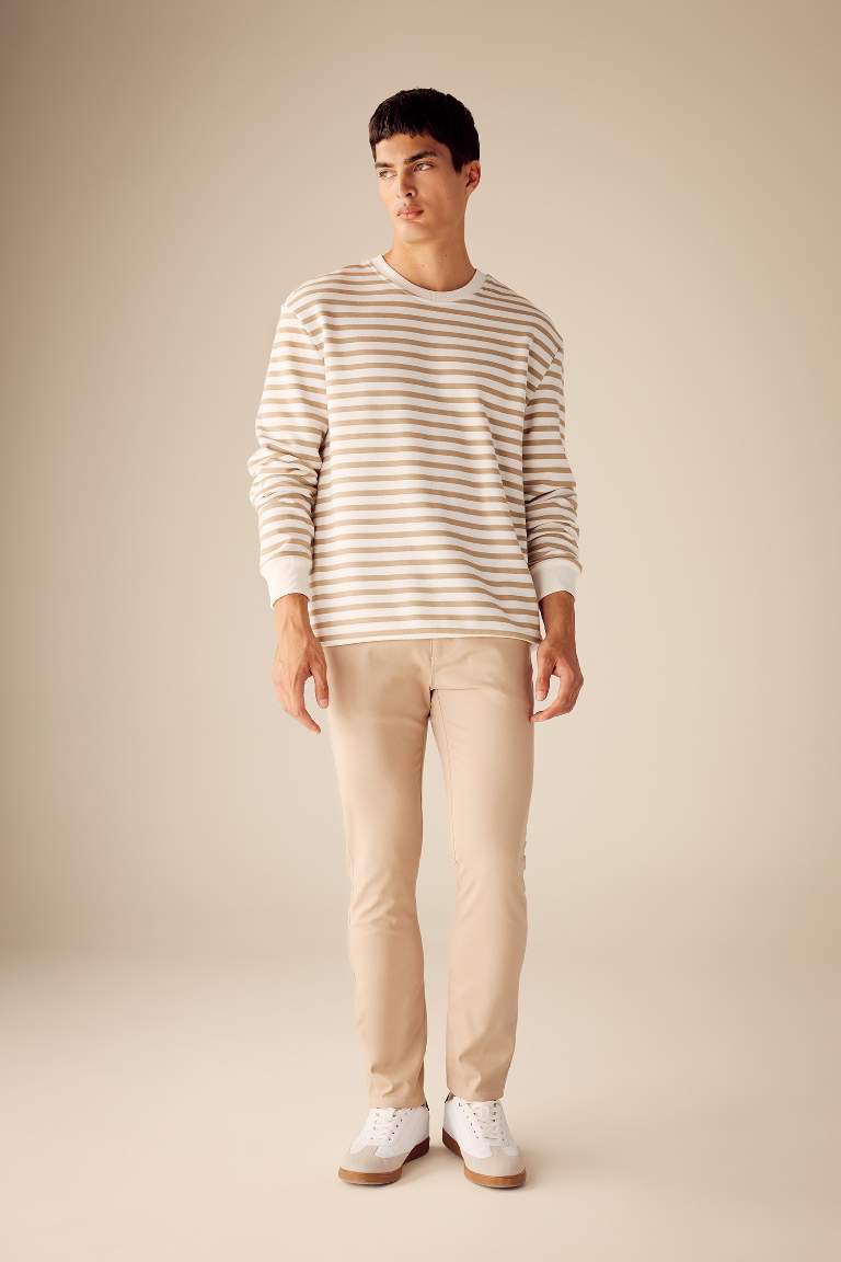 Comfort Fit Bisiklet Yaka Çizgili Sweatshirt