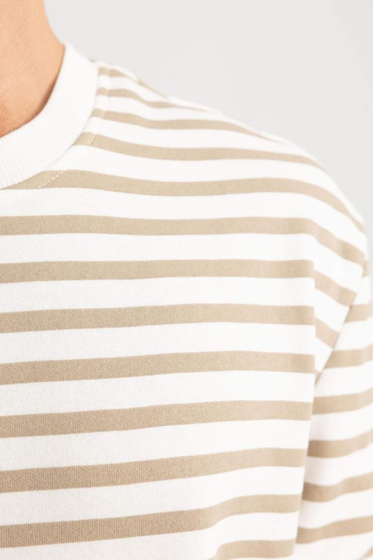 Comfort Fit Bisiklet Yaka Çizgili Sweatshirt