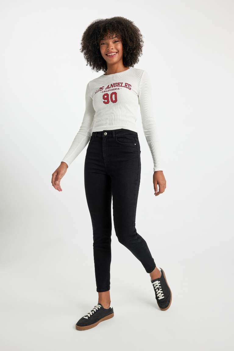 Rebeca Skinny Fit Normal Bel Dar Paça Bilek Boy Jean Pantolon