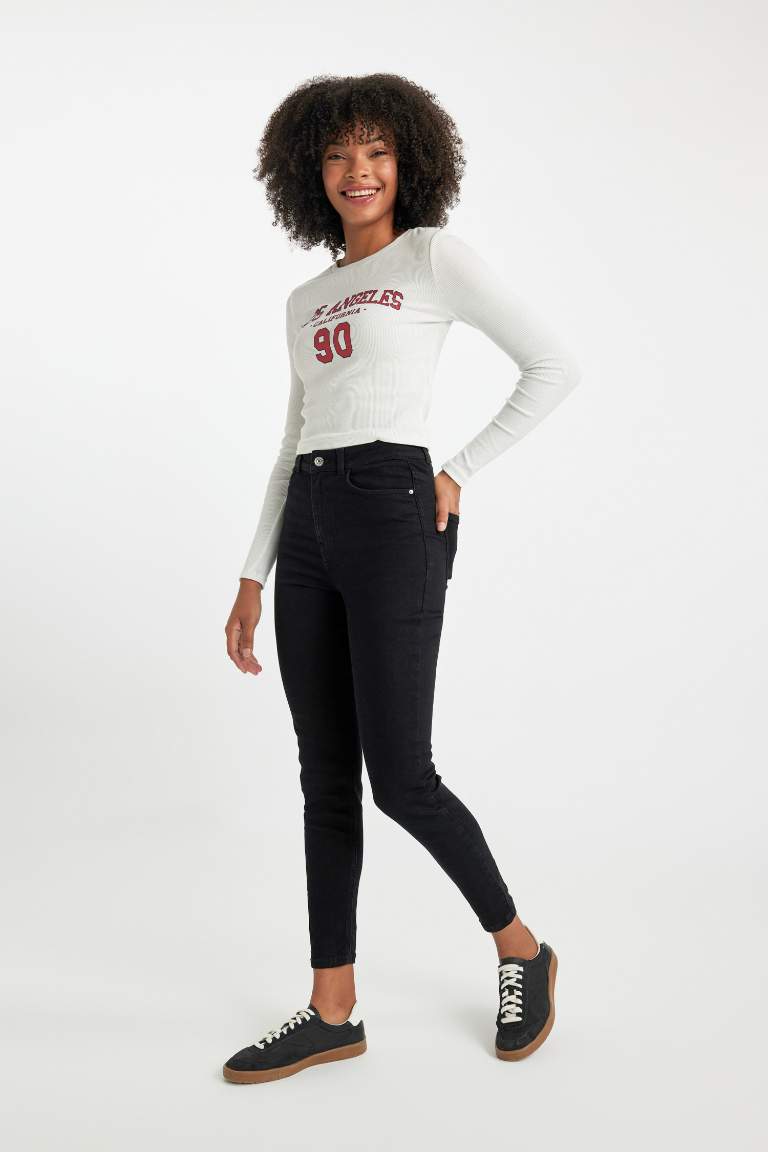Rebeca Skinny Fit Normal Bel Dar Paça Bilek Boy Jean Pantolon