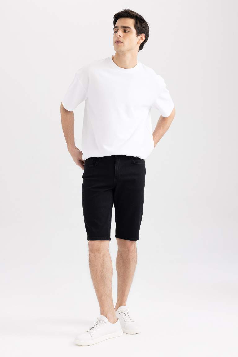 Regular Fit Normal Kalıp Norma Bel Normal Paça Jean Bermuda Şort