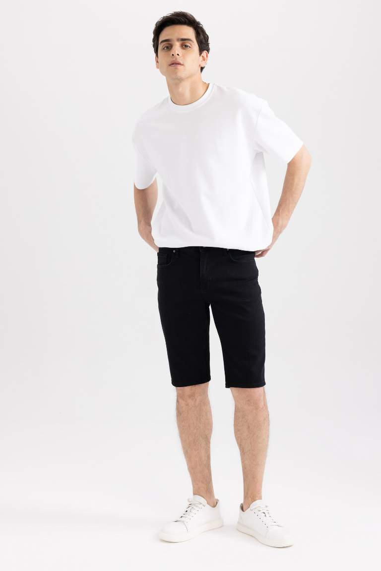 Regular Fit Normal Kalıp Norma Bel Normal Paça Jean Bermuda Şort