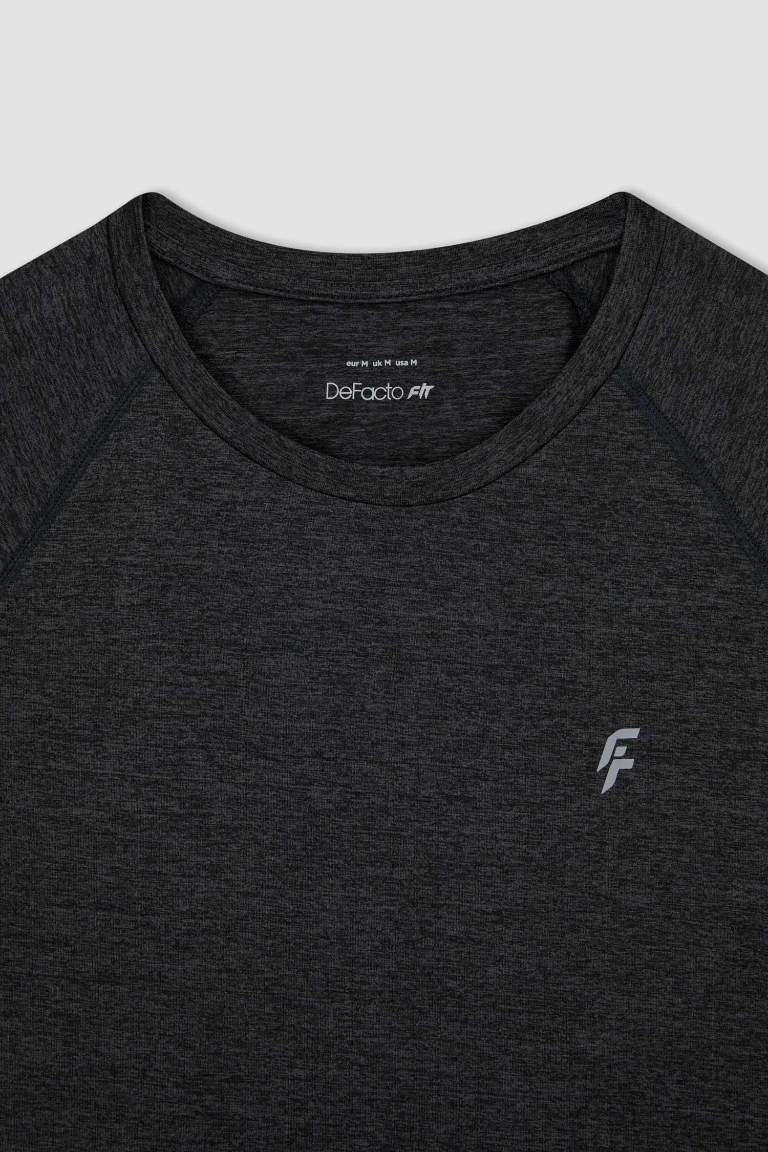 DeFactoFit Slim Fit Bisiklet Yaka Kısa Kollu Sporcu Tişört