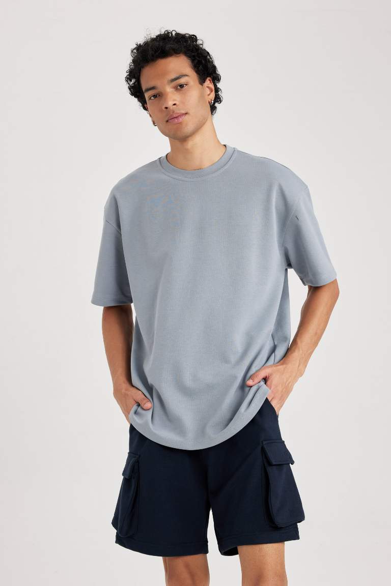 Regular Fit Düz Paça Kargo Cepli Şort