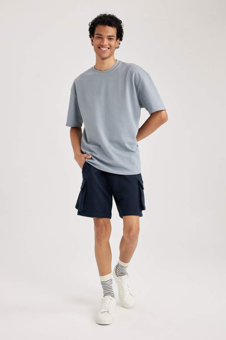 Regular Fit Düz Paça Kargo Cepli Şort