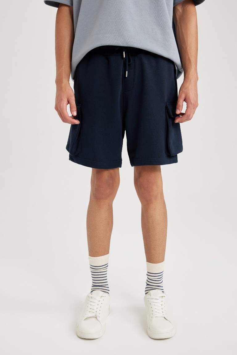 Regular Fit Düz Paça Kargo Cepli Şort