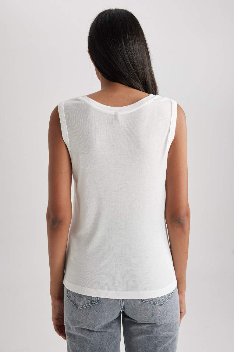 Regular Fit Bisiklet Yaka Fitilli Kaşkorse Atlet