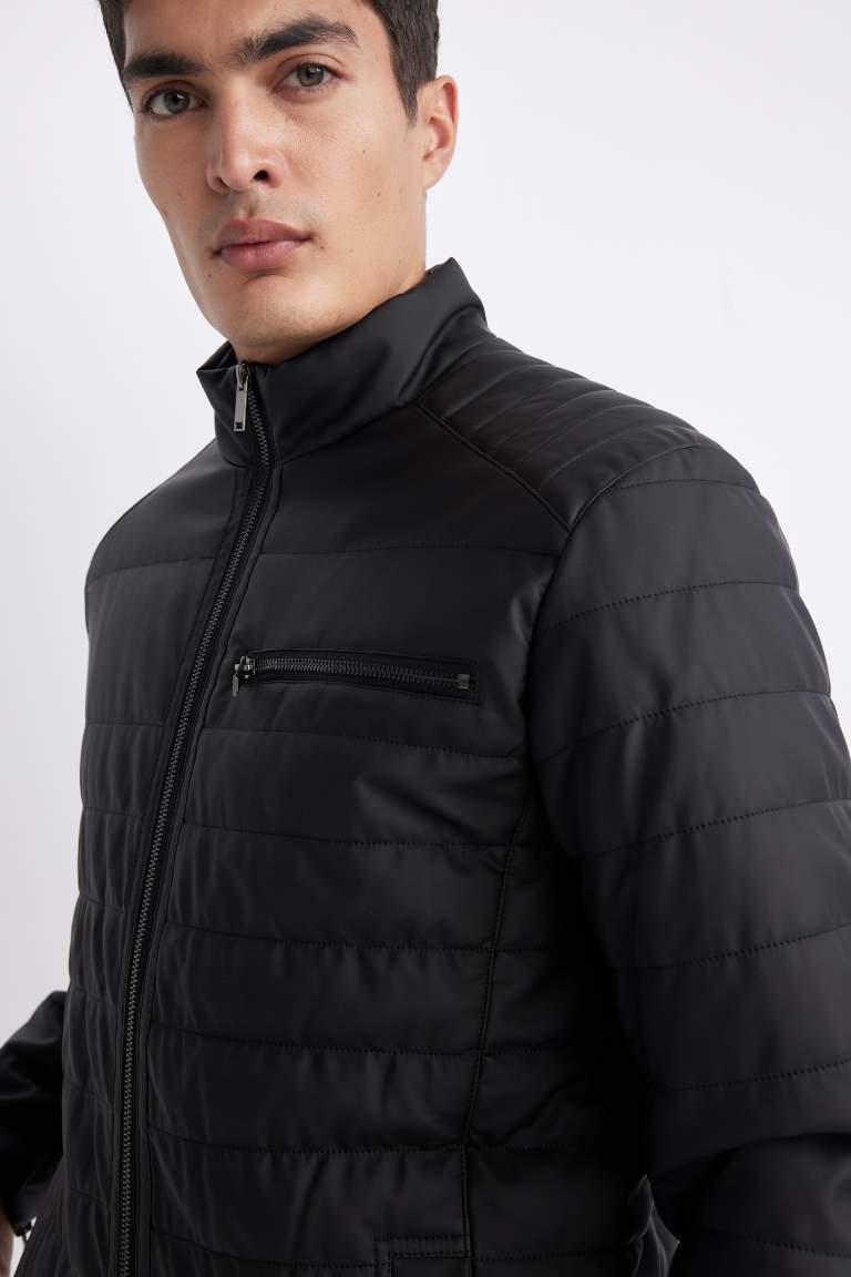 Su İtici Slim Fit Dik Yaka Suni Deri Mont