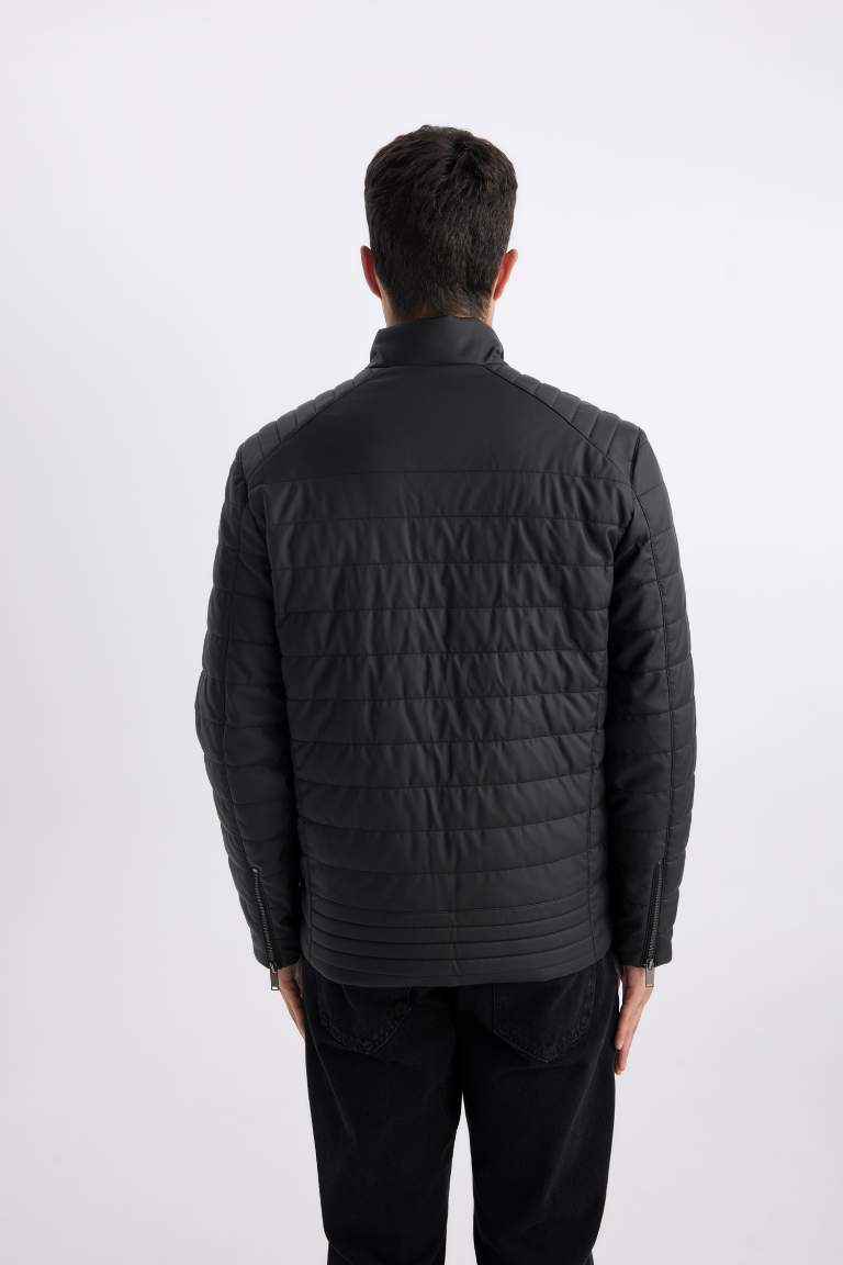 Su İtici Slim Fit Dik Yaka Suni Deri Mont