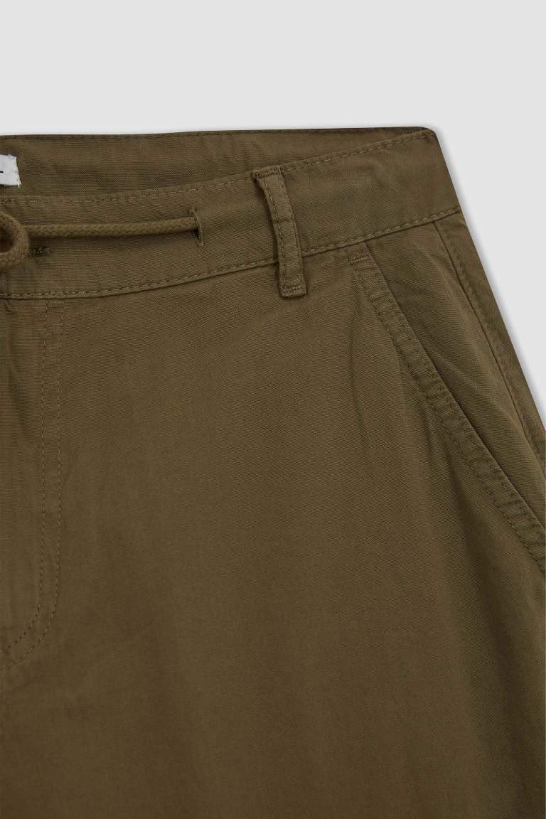 Regular Fit Düz Paça Paraşüt Bermuda
