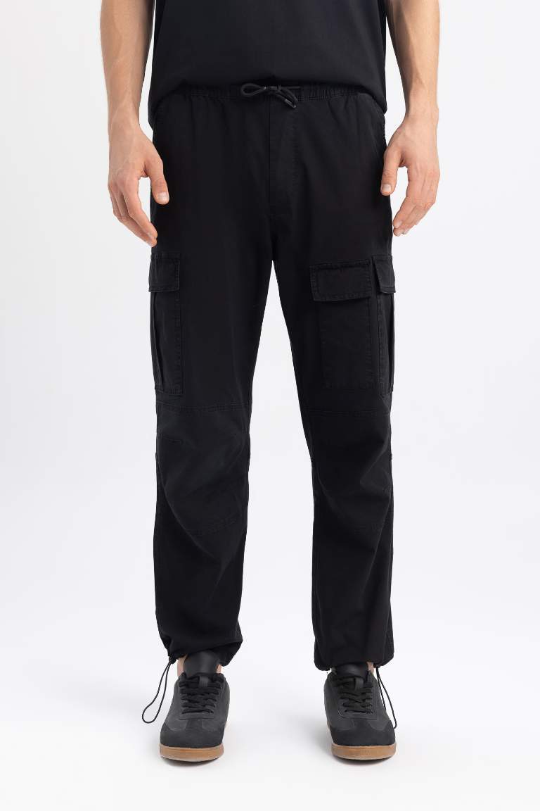 Relax Fit Kargo Cepli Düz Paça Paraşüt Pantolon