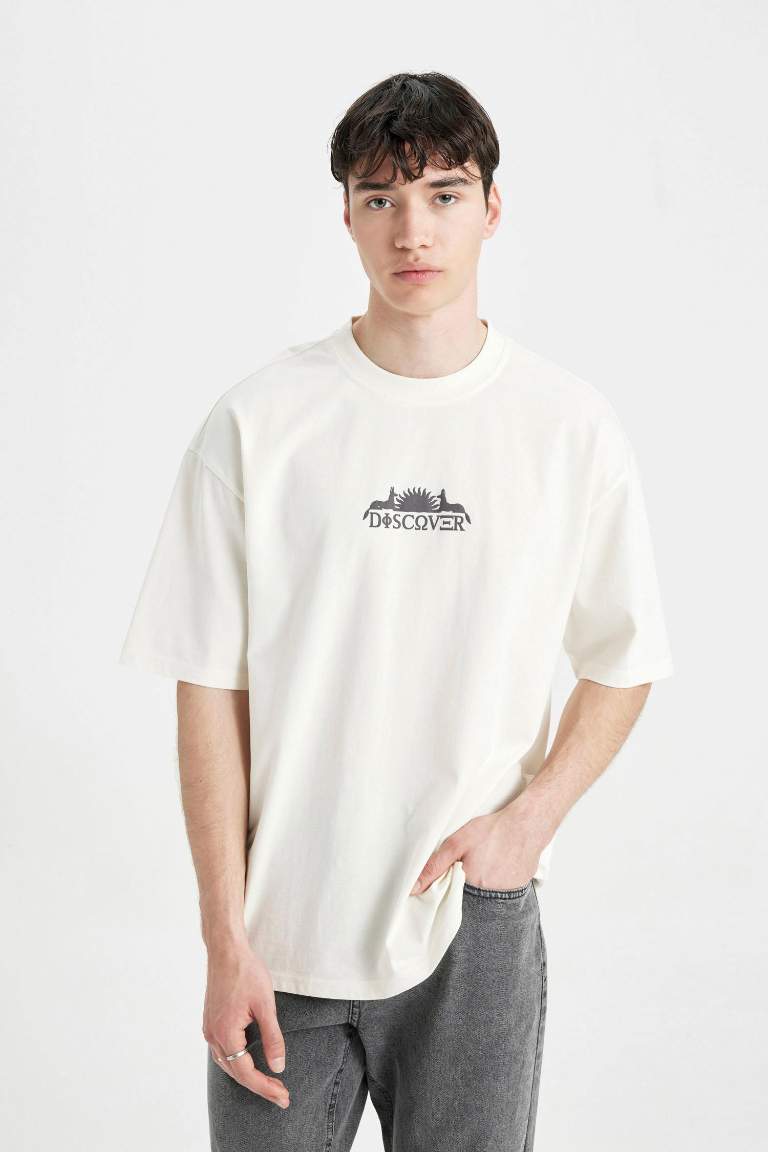 Oversize Fit Bisiklet Yaka Sırt Baskılı Kısa Kollu Tişört