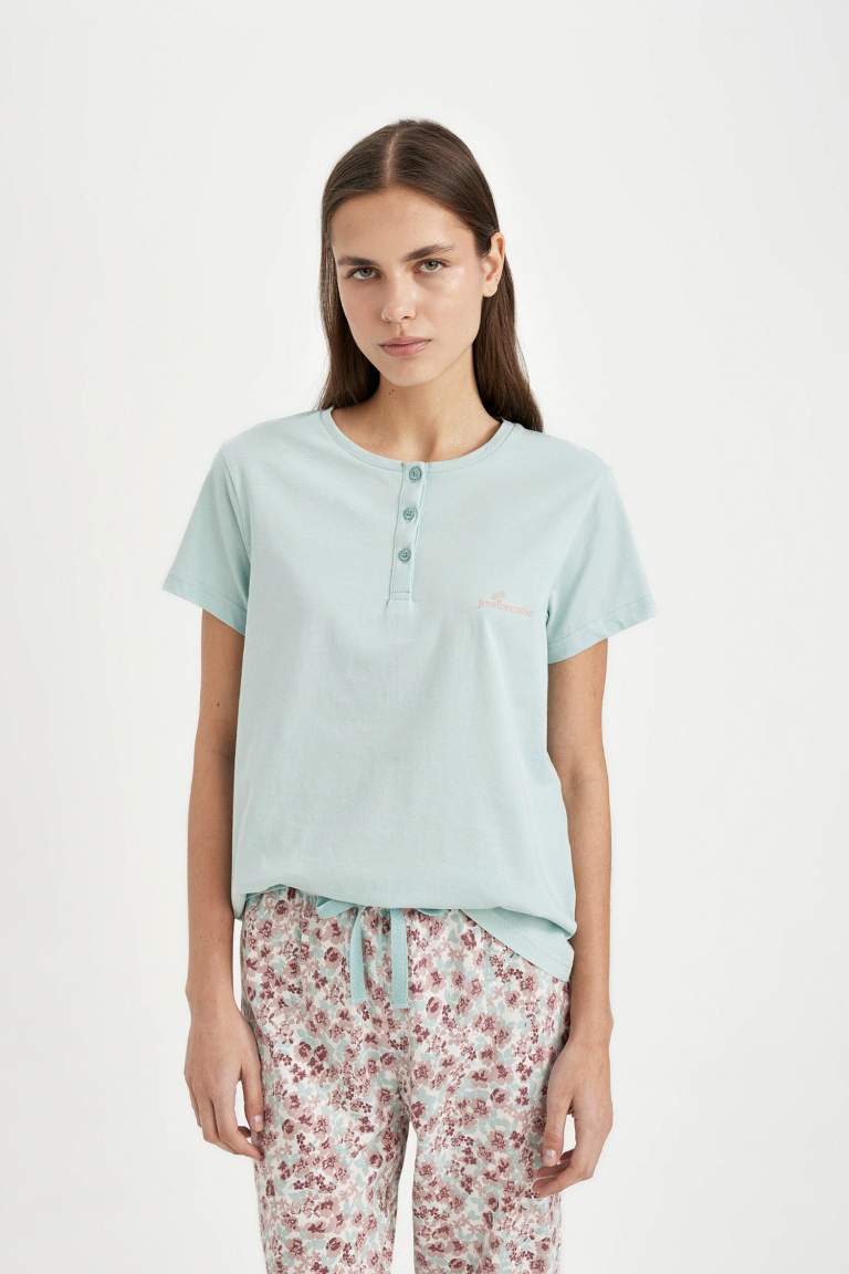 Fall in Love Desenli Kısa Kollu Kapri Pijama Takımı