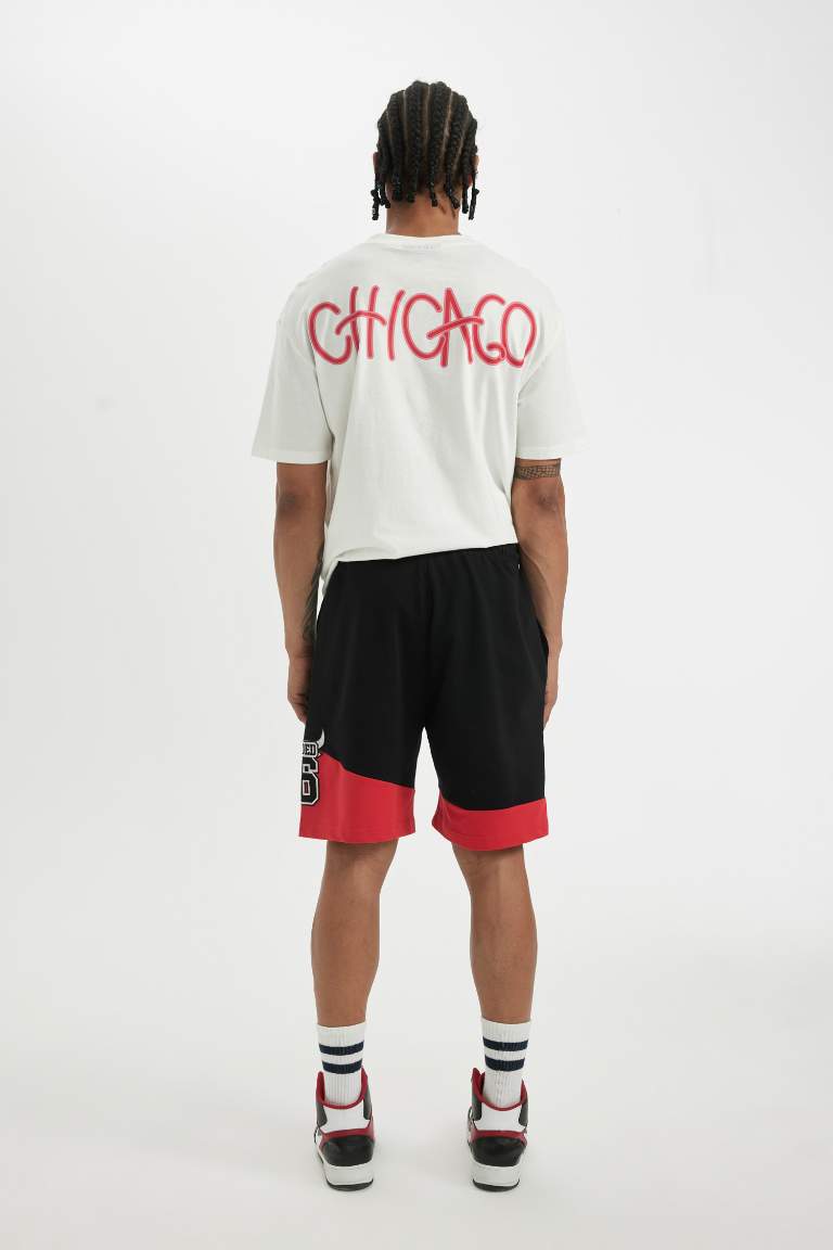 DeFactoFit NBA Chicago Bulls Standart Fit Düz Paça Şort