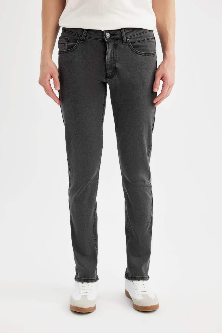 Pedro Slim Fit Dar Kalıp Normal Bel Dar Paça Jean Pantolon