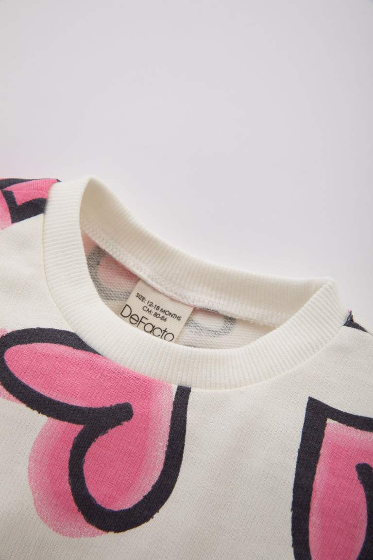 Kız Bebek Bisiklet Yaka Kalp Desenli Sweatshirt