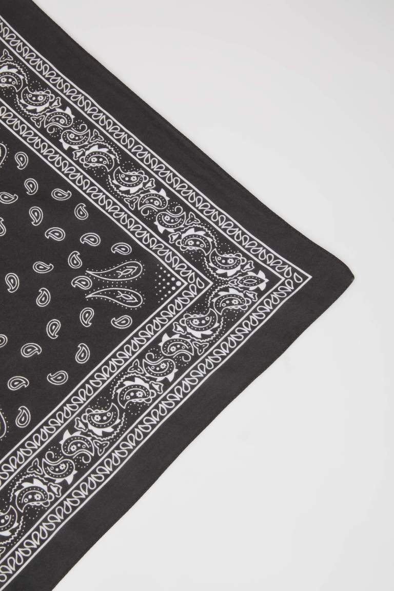 Kadın Desenli Pamuklu Bandana
