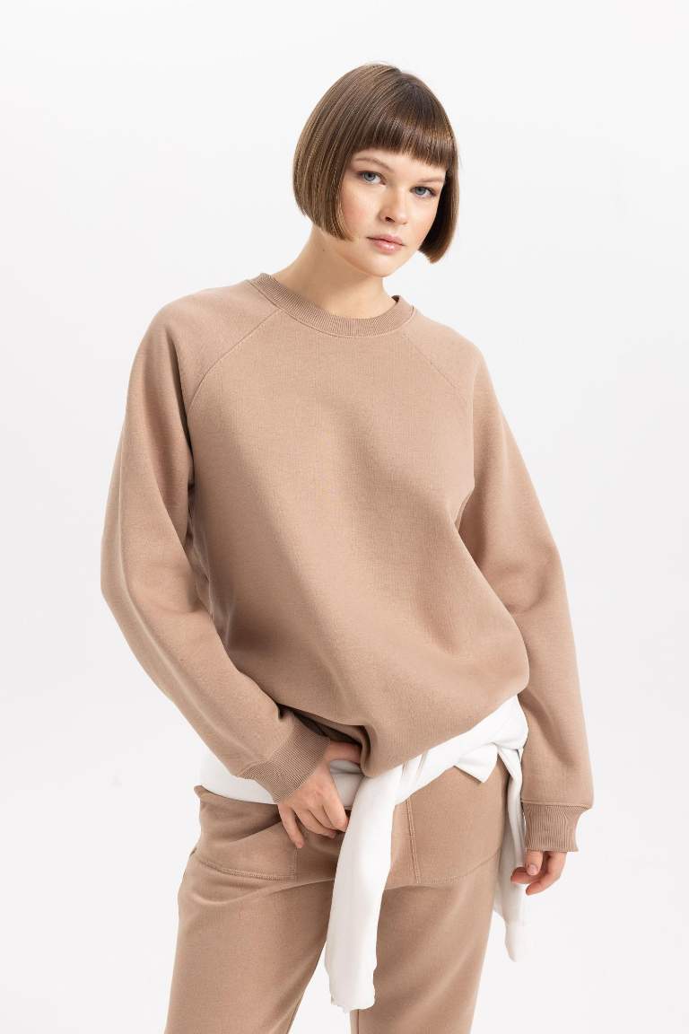 Oversize Fit Bisiklet Yaka Kalın Sweatshirt