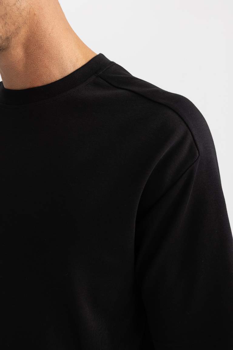 Oversize Fit Bisiklet Yaka Kısa Kollu Ağır Kumaş Tişört