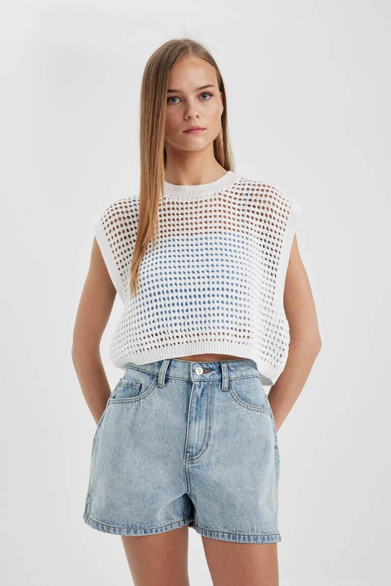 Örgü Desenli Pamuklu Kroşe Crop Süveter