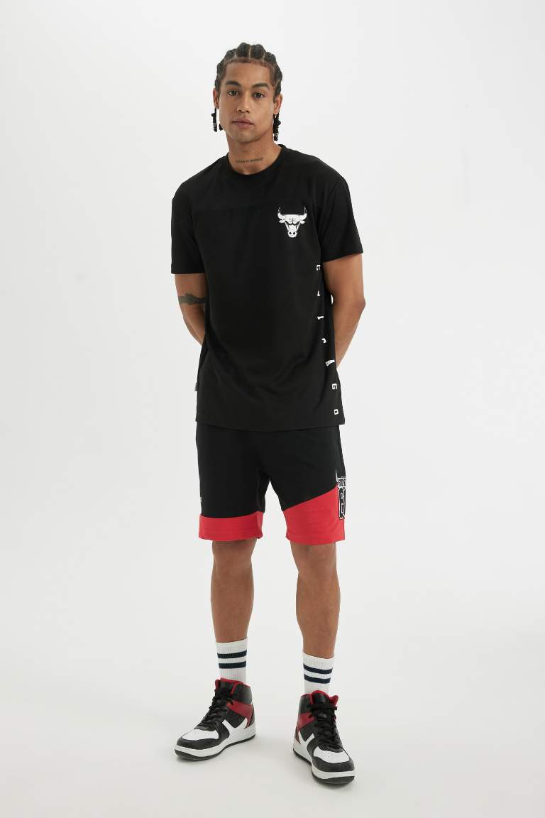 DeFactoFit NBA Chicago Bulls Standart Fit Bisiklet Yaka Ağır Kumaş Kısa Kollu Tişört