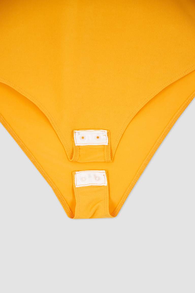 Slim Fit Straplez Bağlamalı Çıtçıtlı Atlet