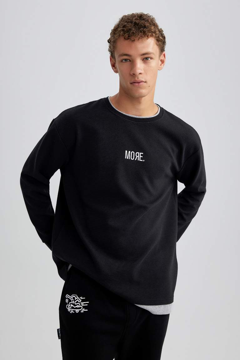 Oversize Fit Bisiklet Yaka Baskılı Sweatshirt