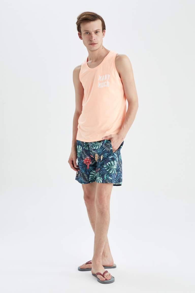 Regular Fit Kısa Boy Desenli Deniz Şortu