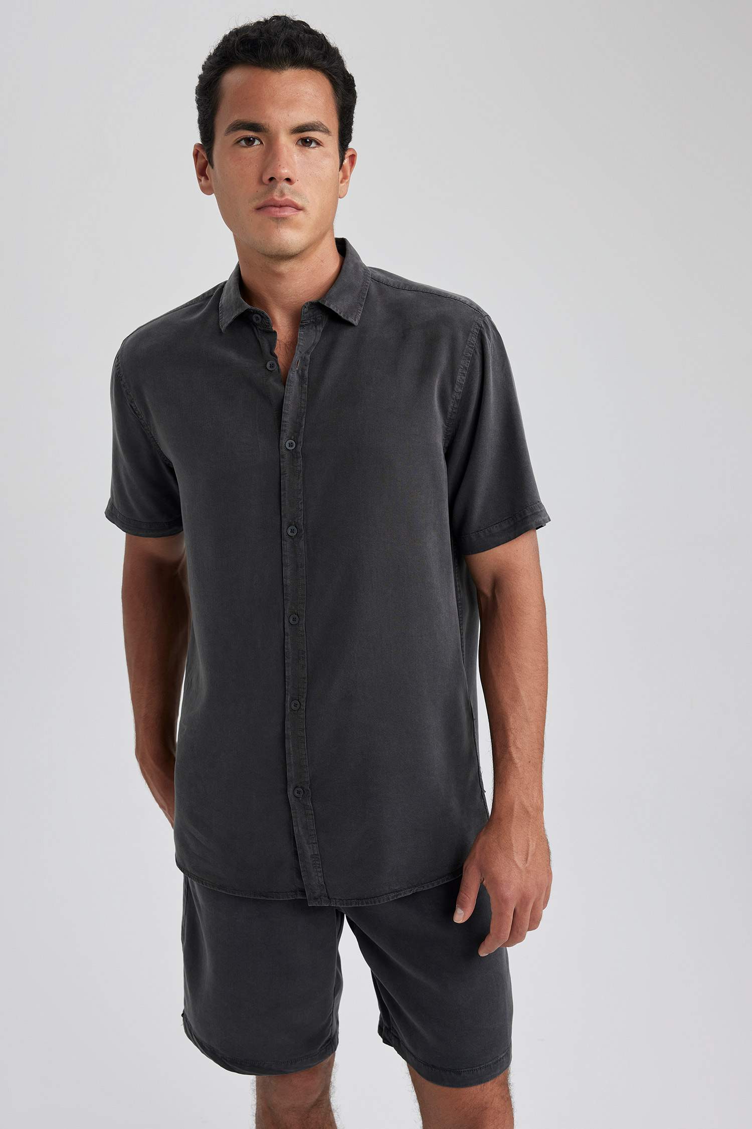 Anthracite Man Regular Fit Sensual Short Sleeve Shirt Defacto