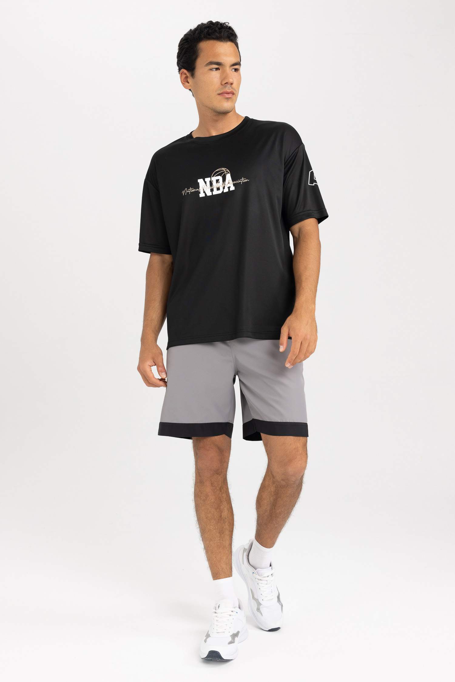 Siyah Erkek Defactofit Nba Wordmark Oversize Fit Bisiklet Yaka Ti Rt