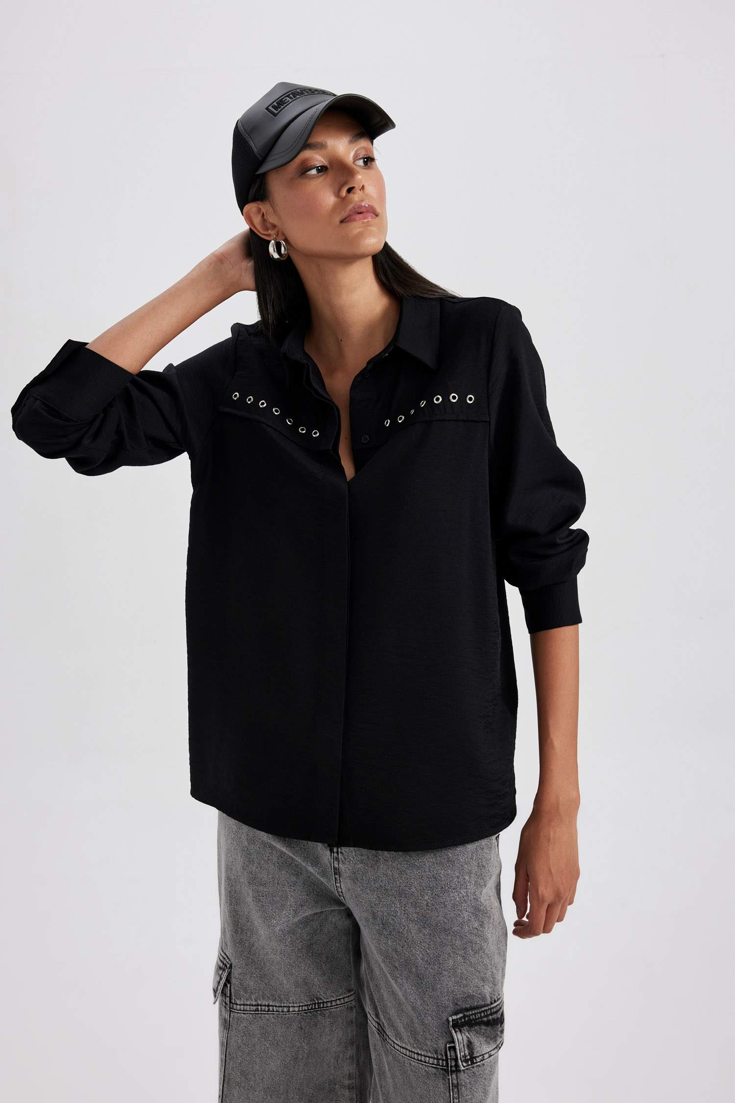 Black WOMEN Regular Fit Long Sleeve Shirt 2909994 DeFacto