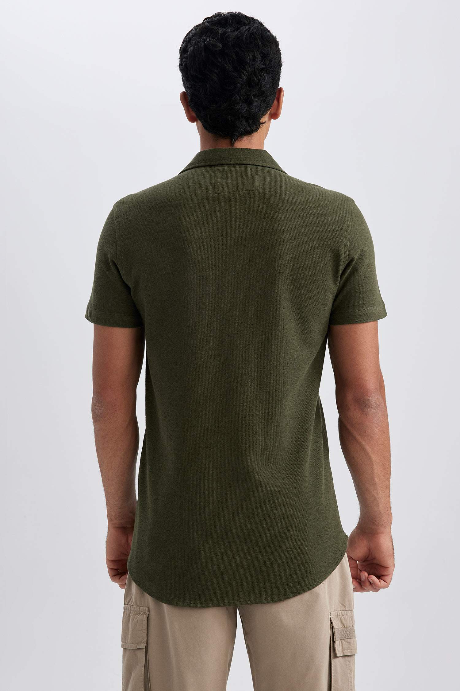 Khaki Man Regular Fit Cotton Short Sleeve Shirt 2909776 DeFacto