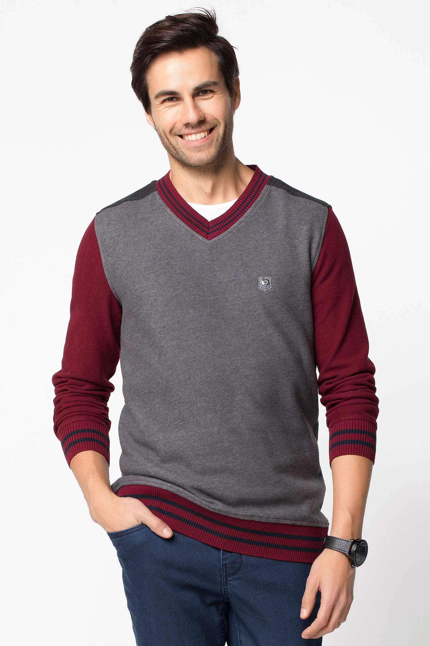Defacto V Yaka Sweatshirt. 1 Defacto V Yaka Sweatshirt. 1