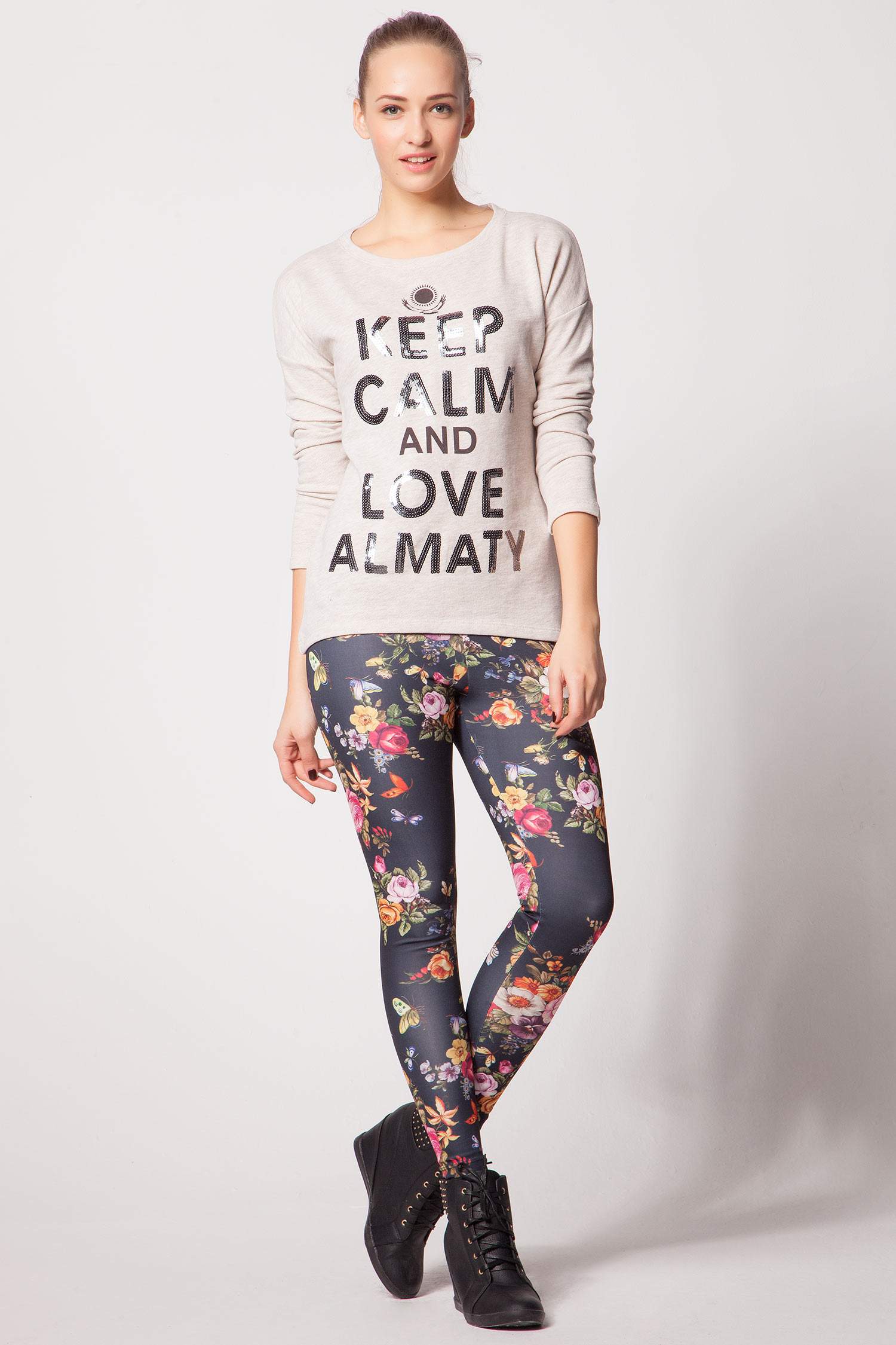 Defacto Baskılı Sweatshirt. 2 Defacto Baskılı Sweatshirt. 2