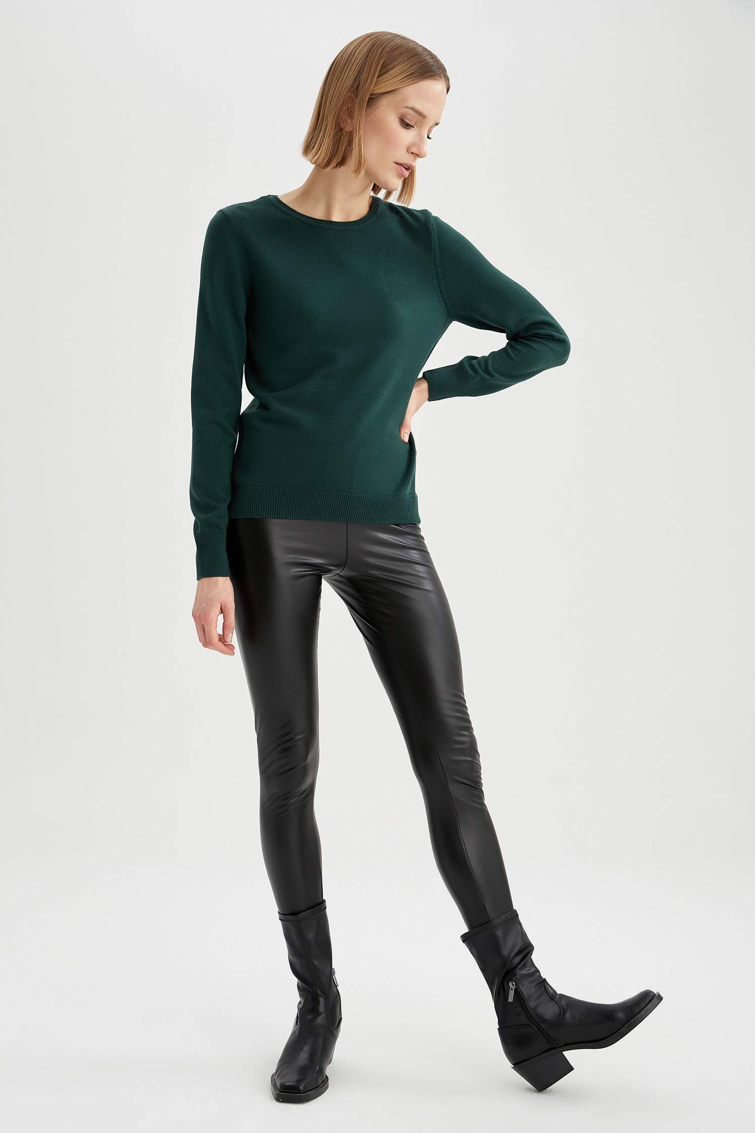Basic Bisiklet Yaka Relax Fit Ekstra Yumuşak Kaşmir Dokulu Triko Kazak