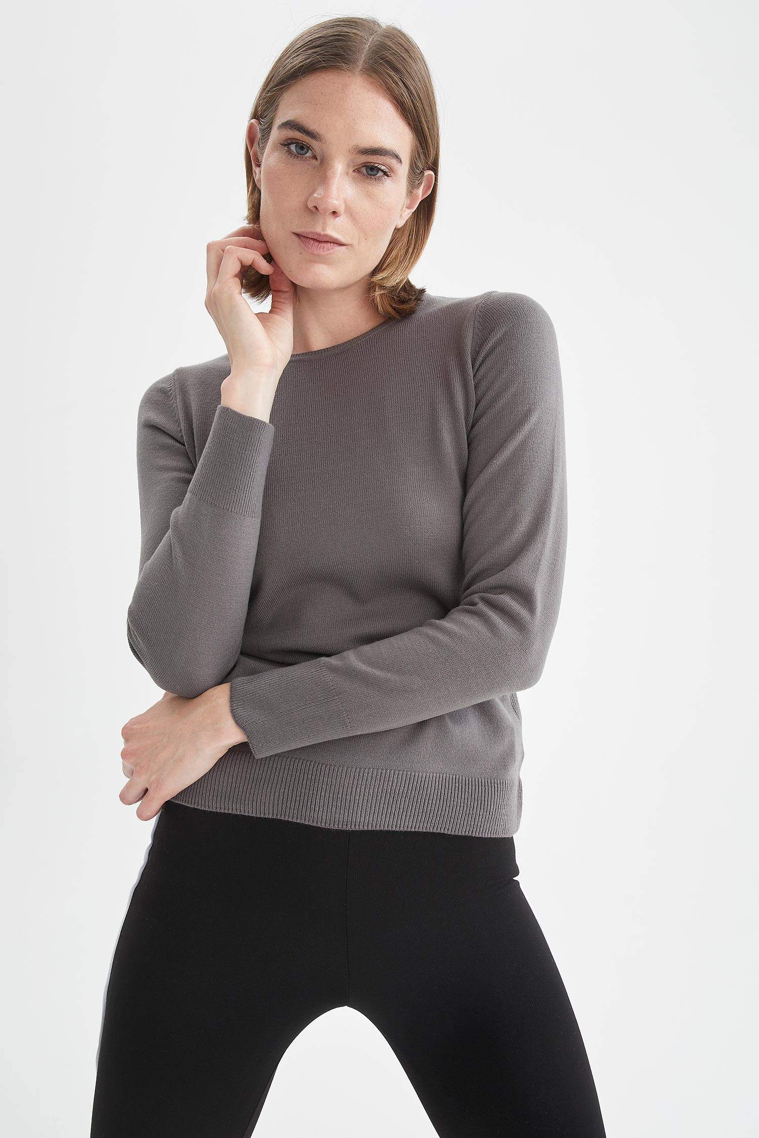 Basic Bisiklet Yaka Relax Fit Ekstra Yumuşak Kaşmir Dokulu Triko Kazak