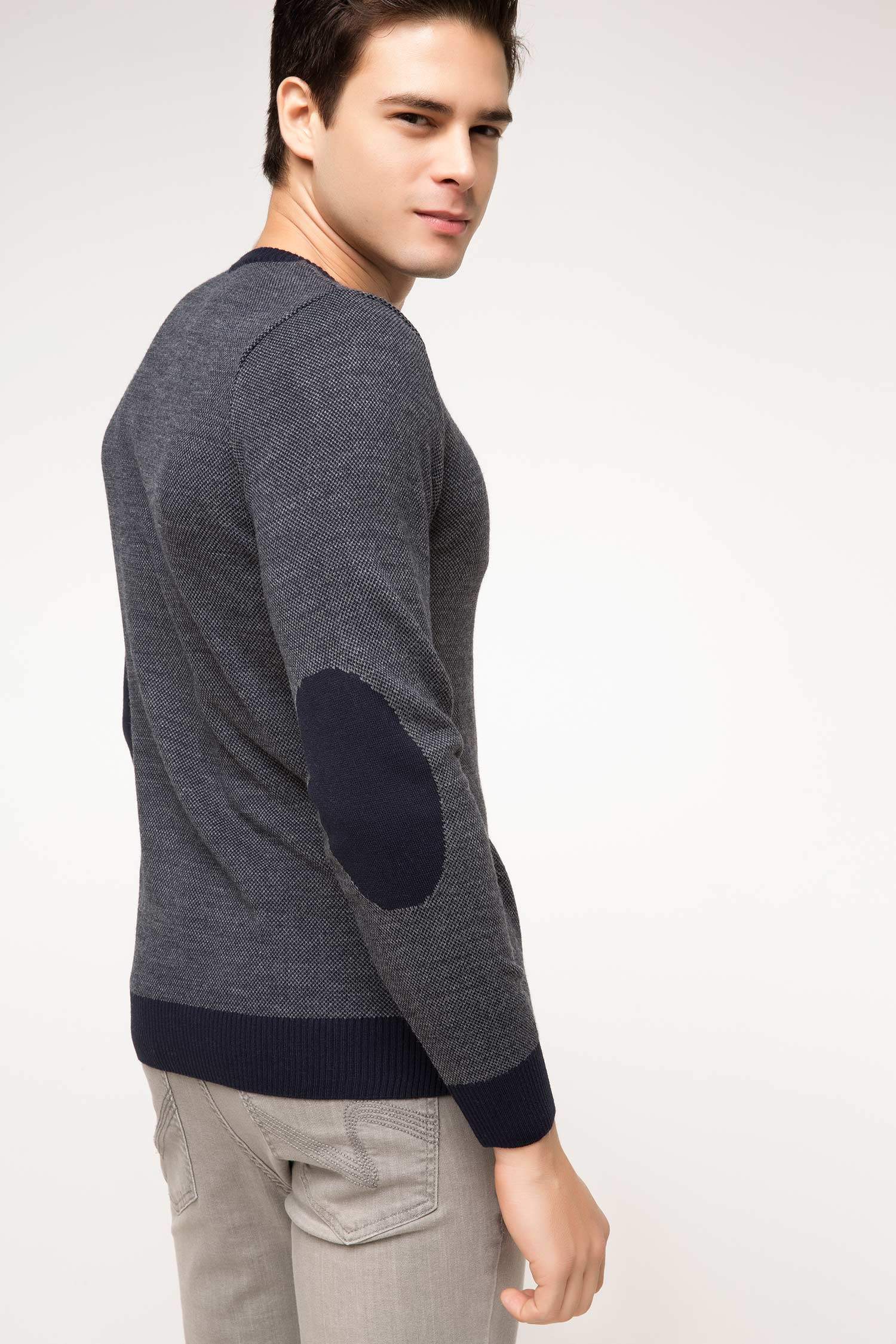 Defacto Jakarlı Kazak. 3 Defacto Jakarlı Kazak. 3